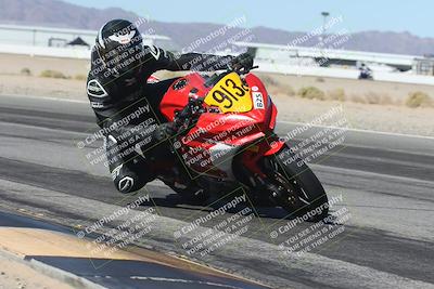 media/Oct-30-2025-Racers Edge (Thu) [[dabbdaf680]]/3-B Group/Session 3 (Turn 15 Inside)/